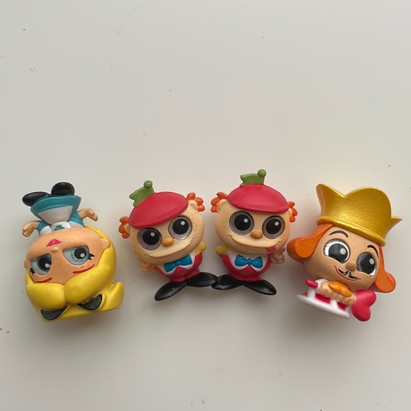 Disney Other - Disney doorables series 8 alice In wonderland